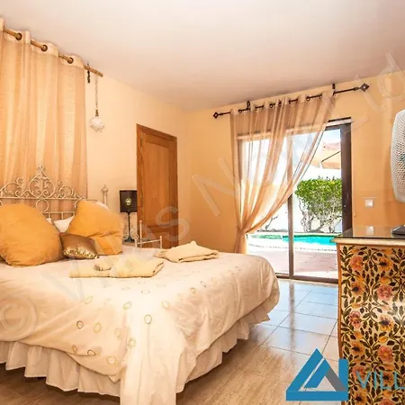 Casa Dos Estrellas Villa *